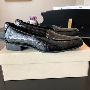 Clarks Keesha Luca Loafer in Black Patent Croc